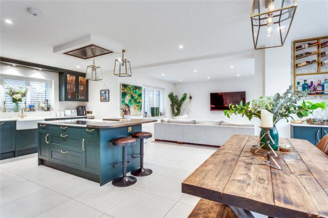 Kitchen/Dining Room