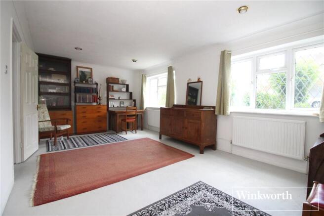 31A, Oakwood Avenue, Borehamwood, Hertfordshire, WD6 photo 4