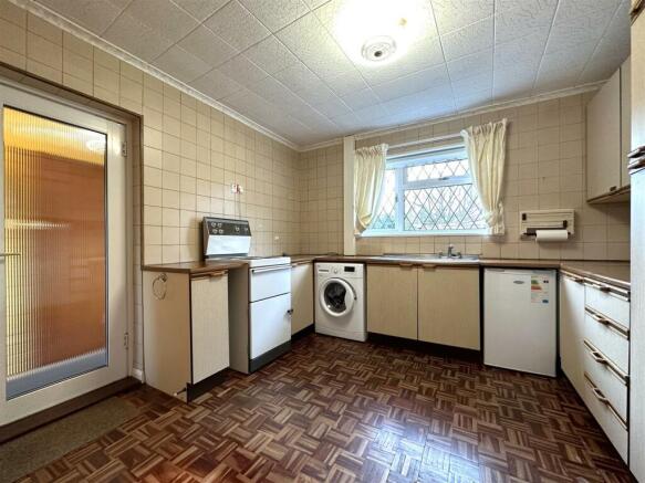 Kitchen 282