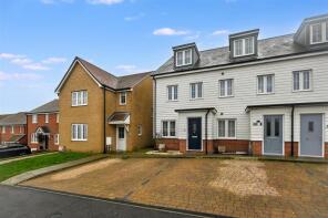 42, Mallow Drive, Pevensey BN24 5GR