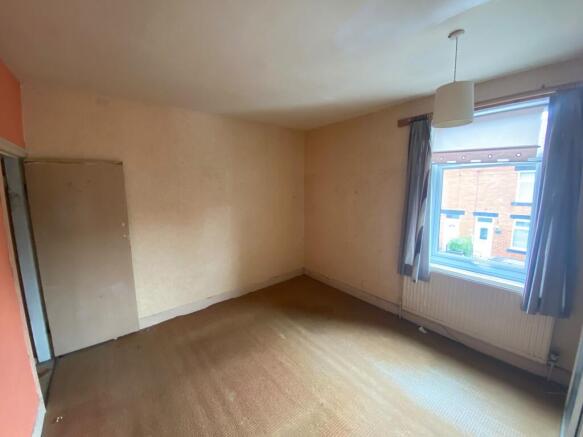 2 bed Terraced for sale Image 5