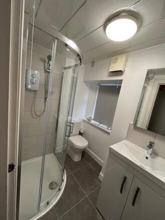 Shower room.jpg