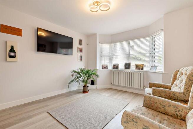 Sydenham Road South, Cheltenham, Gloucestershire, GL52 photo 5