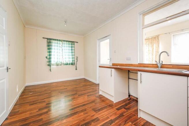 Kitchen/Dining Room