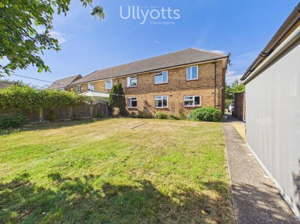 4 bed Semi-Detached for sale Image 12
