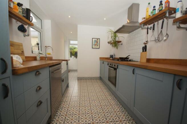 Kitchen.JPG