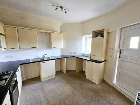 3 bed Maisonette for sale Image 6