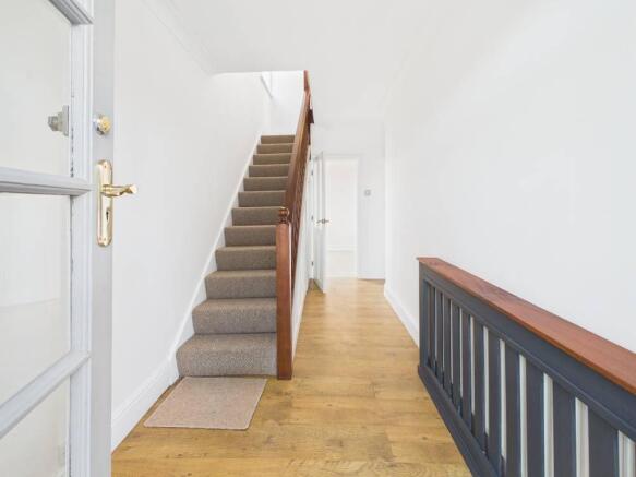 3 bed Semi-Detached for sale Image 6