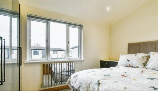 2 bed Lodge for sale Image 5
