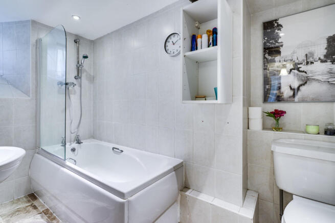 Todd Crag Bathroo...
