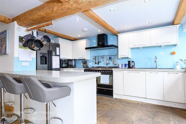 3 bed Detached for sale Image 5
