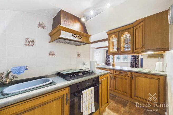 2 bed Terraced for sale Image 5