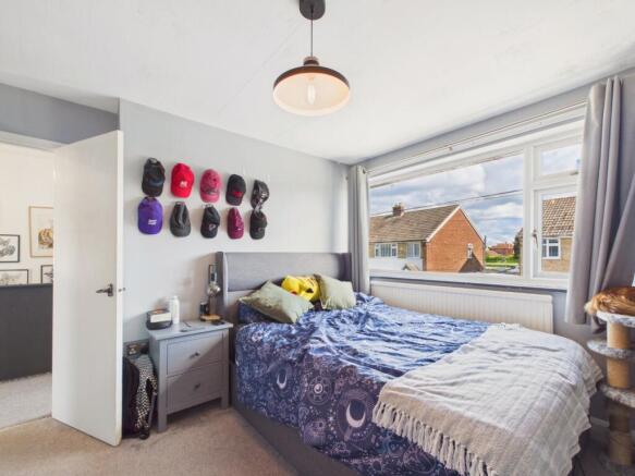 3 bed Semi-Detached for sale Image 9