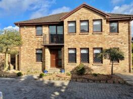 17, Whitemyre Court, Dunfermline KY12 9PF