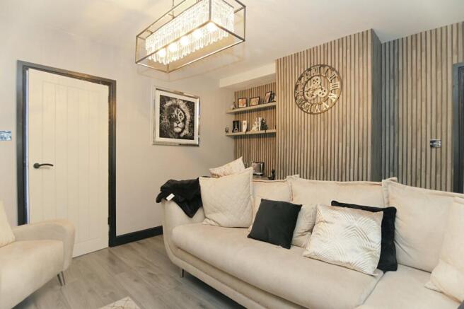 3 bed Semi-Detached for sale Image 4