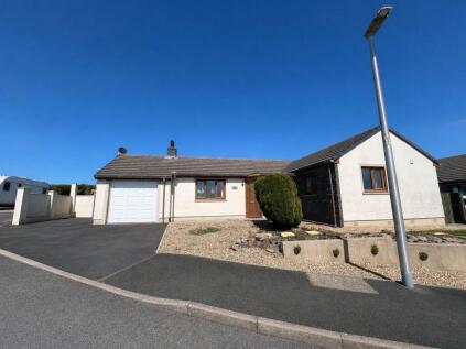 Oakfield Drive, Kilgetty, Pembrokeshire, SA68