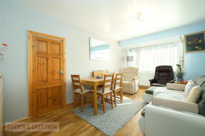 3 bed Bungalow for sale Image 4