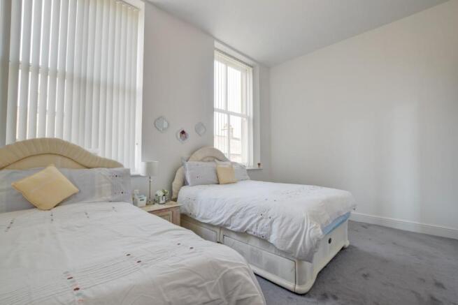 Bed 3.jpg