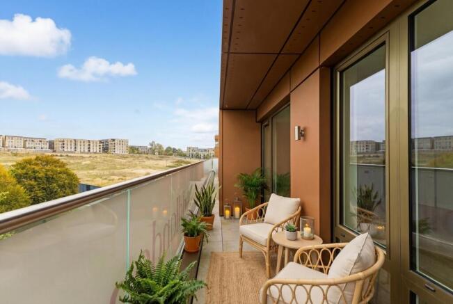 Balcony O2.jpg