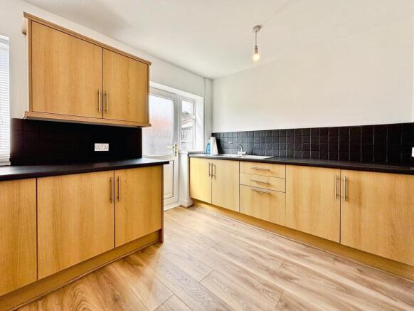 Kestrel Place, Longbenton, Newcastle upon Tyne, NE12 photo 4