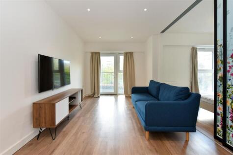 15 Beaufort Square, London