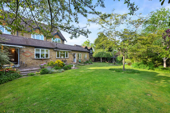 dhstablehouse131