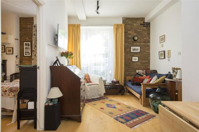 Reception/Bedroom