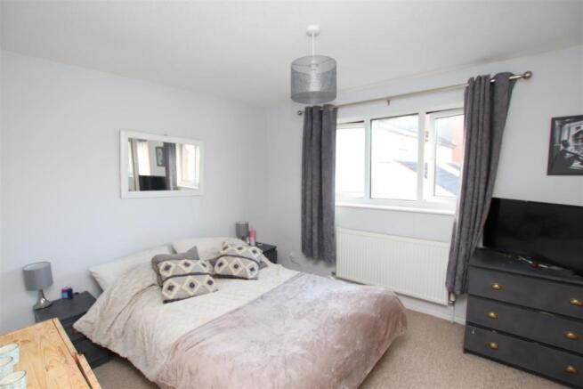 Bedroom.JPG