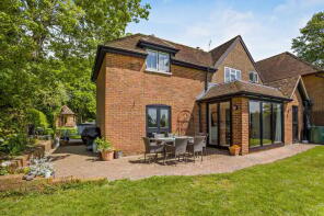 2, Rolfe Cottage, Stowting Hill, Ashford TN25 6BE