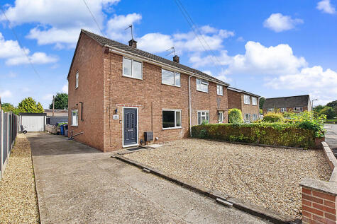 Bridge Place, Saxilby