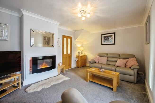 2 bed Semi-Detached for sale Image 8