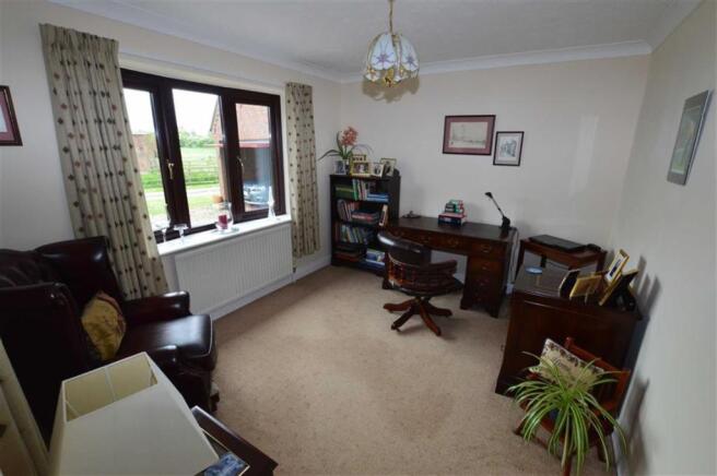 Study / Bedroom 4