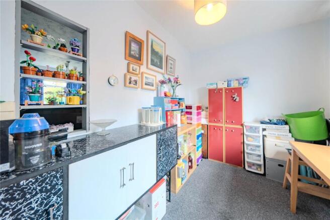 3 bed Semi-Detached for sale Image 11