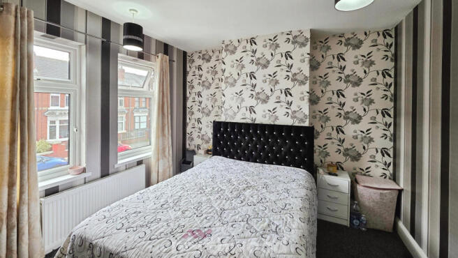 3 bed Terraced to rent Image 3