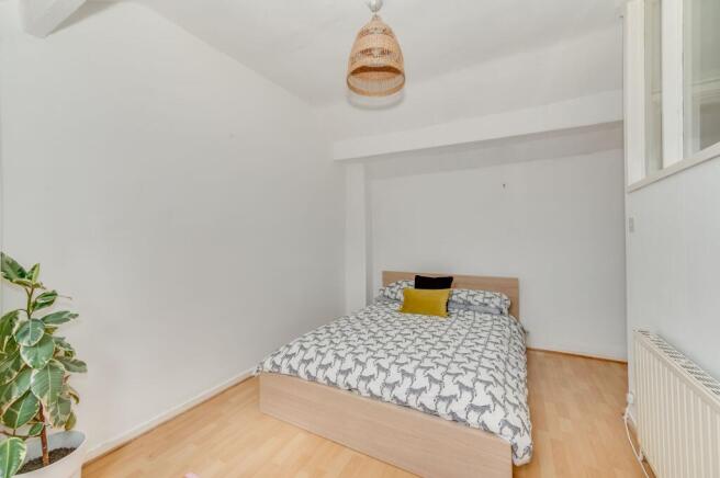 3 bed Terraced for sale Image 8
