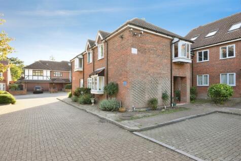 Yewlands, Hoddesdon