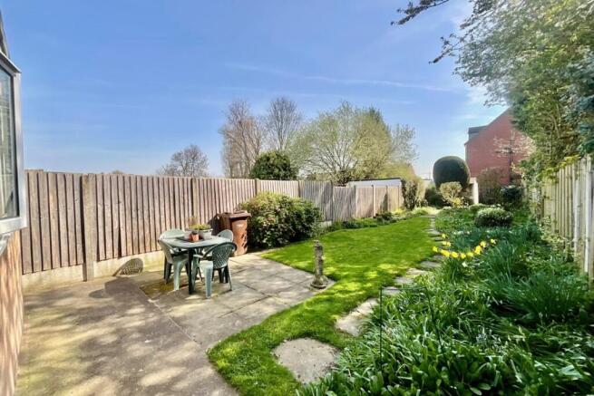 4 bed Semi-Detached for sale Image 4