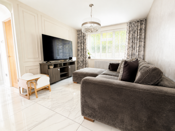 4 bed Detached for sale Image 4