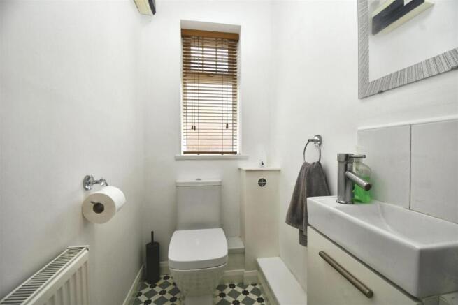 2 bed Semi-Detached for sale Image 6