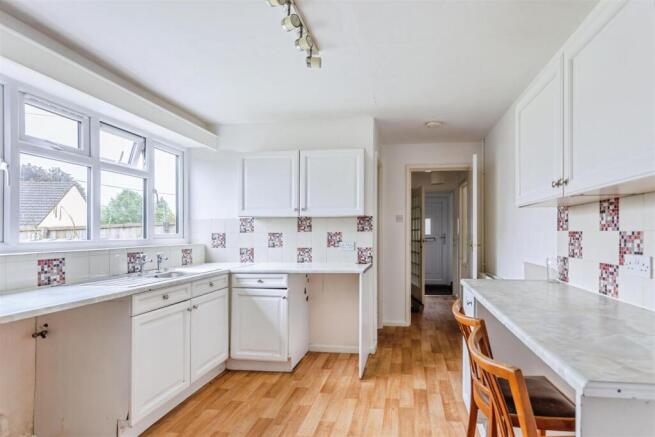 Kitchen (1).jpg
