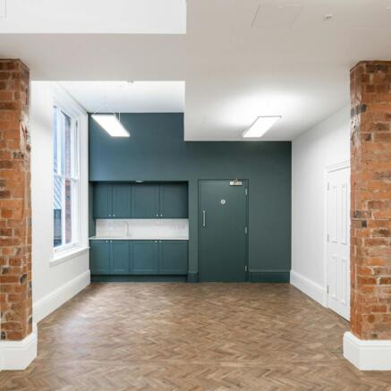 Barwick Brochure 2PP V4_Page_2_Image_0001.jpg