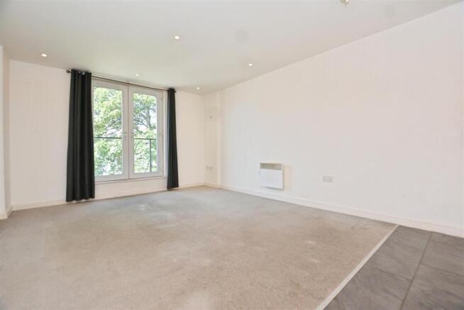 Kitchen Lounge