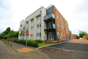 Flat 10, 7 Aquinna House, Kingfisher Drive, Camberley GU15 3HR