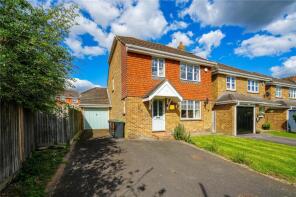 45, Phoenix Drive, Wateringbury, Maidstone ME18 5DR