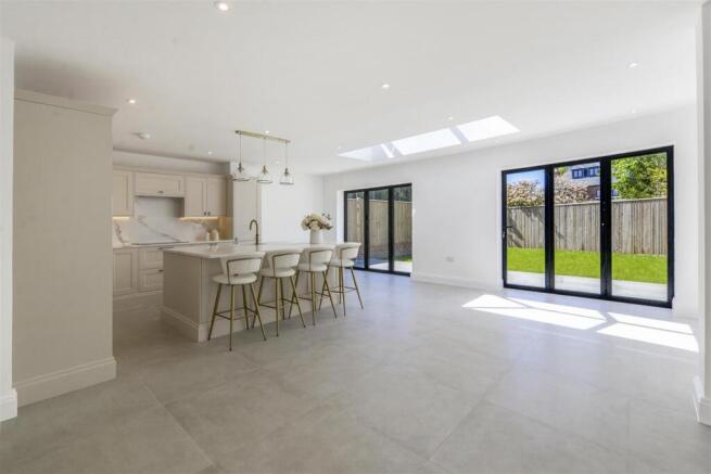 Viking Way, West Kingsdown, Sevenoaks photo 4