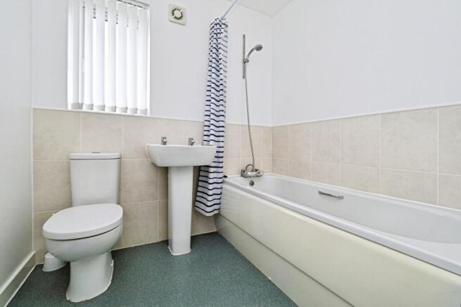 4 bed Detached for sale Image 12