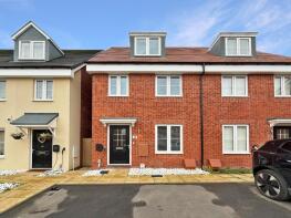 16, Rothbury Mead, Dunstable LU5 6RT