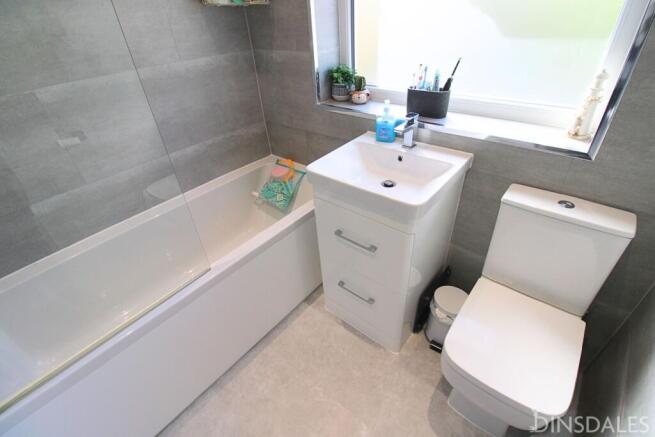 3 bed Semi-Detached for sale Image 5