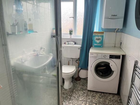 Shower/Utility Room