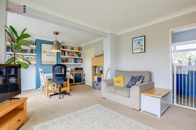 3 bed Semi-Detached for sale Image 6